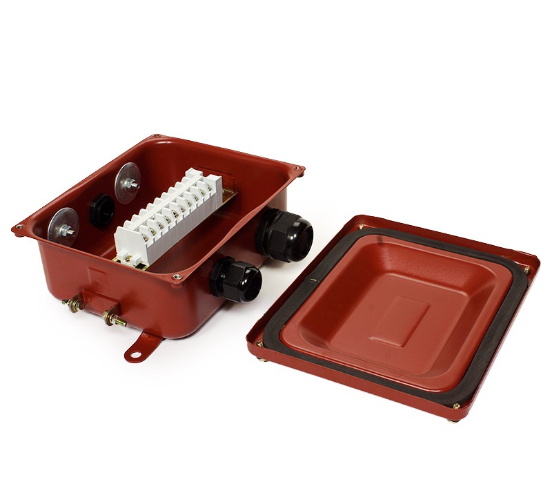 Коробка КЗНС-08 У2 IP54 пластиковый ввод ЗЭТА zeta30315